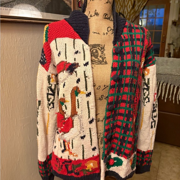 Eagles Nest Outfitters Sweaters - Vintage Eagles Nest duck themed sweater